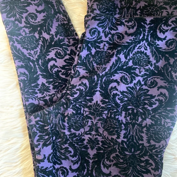 So chic! Roz & Ali size 1X pants NWT - Picture 4 of 5